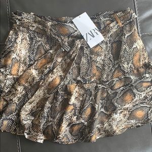 Zara fit & flare mini skort